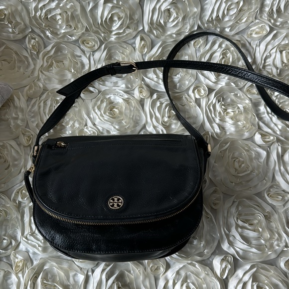 Tory Burch Black Crossbody Bag - Picture 2 of 15